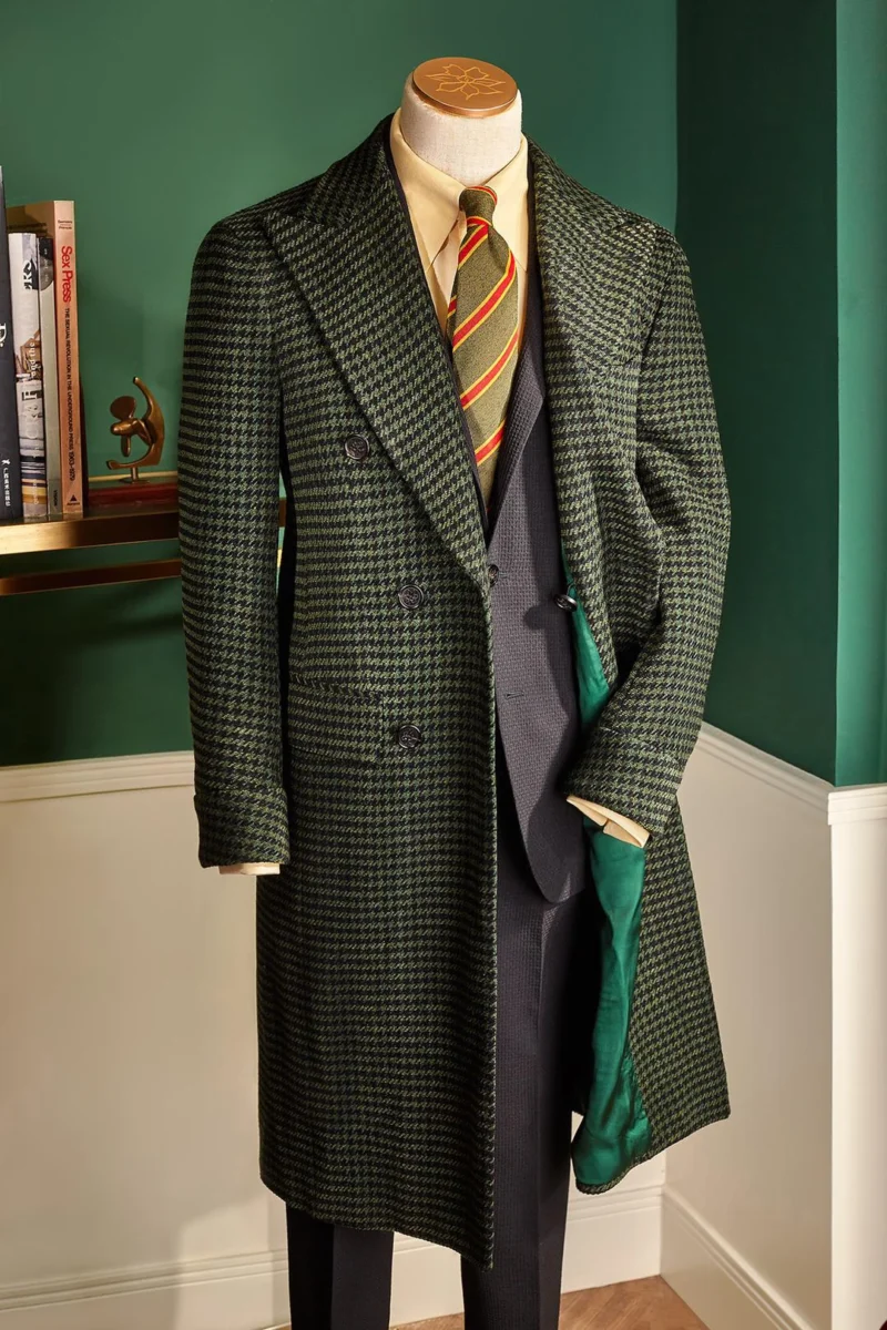 Classic Green Houndstooth Wool Long Overcoat Double Breasted for Men - Image 3