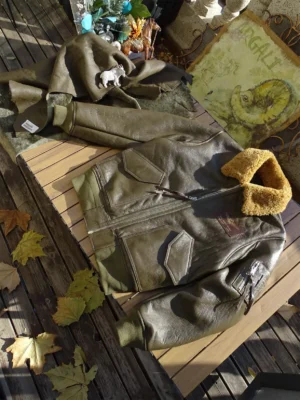 Men's Premium Sheepskin Shearling Pilot Jacket with Fur Lining