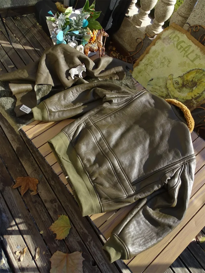 Men's Premium Sheepskin Shearling Pilot Jacket with Fur Lining - Image 2