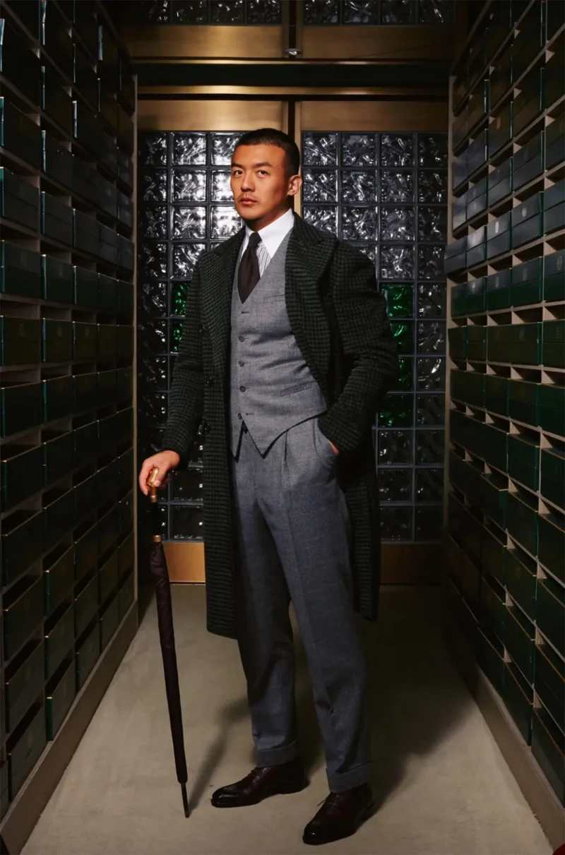 Classic Green Houndstooth Wool Long Overcoat Double Breasted for Men - Image 4